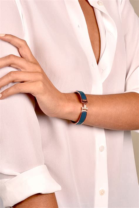 hermes narrow enamel bracelet rose gold bleu biarritz|hermes h bracelets.